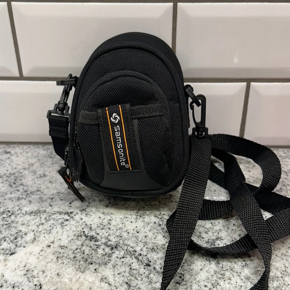 Samsonite Small Black‎ Nylon Camera Bag Utility Pouch Crossbody Belt Loop Bag
